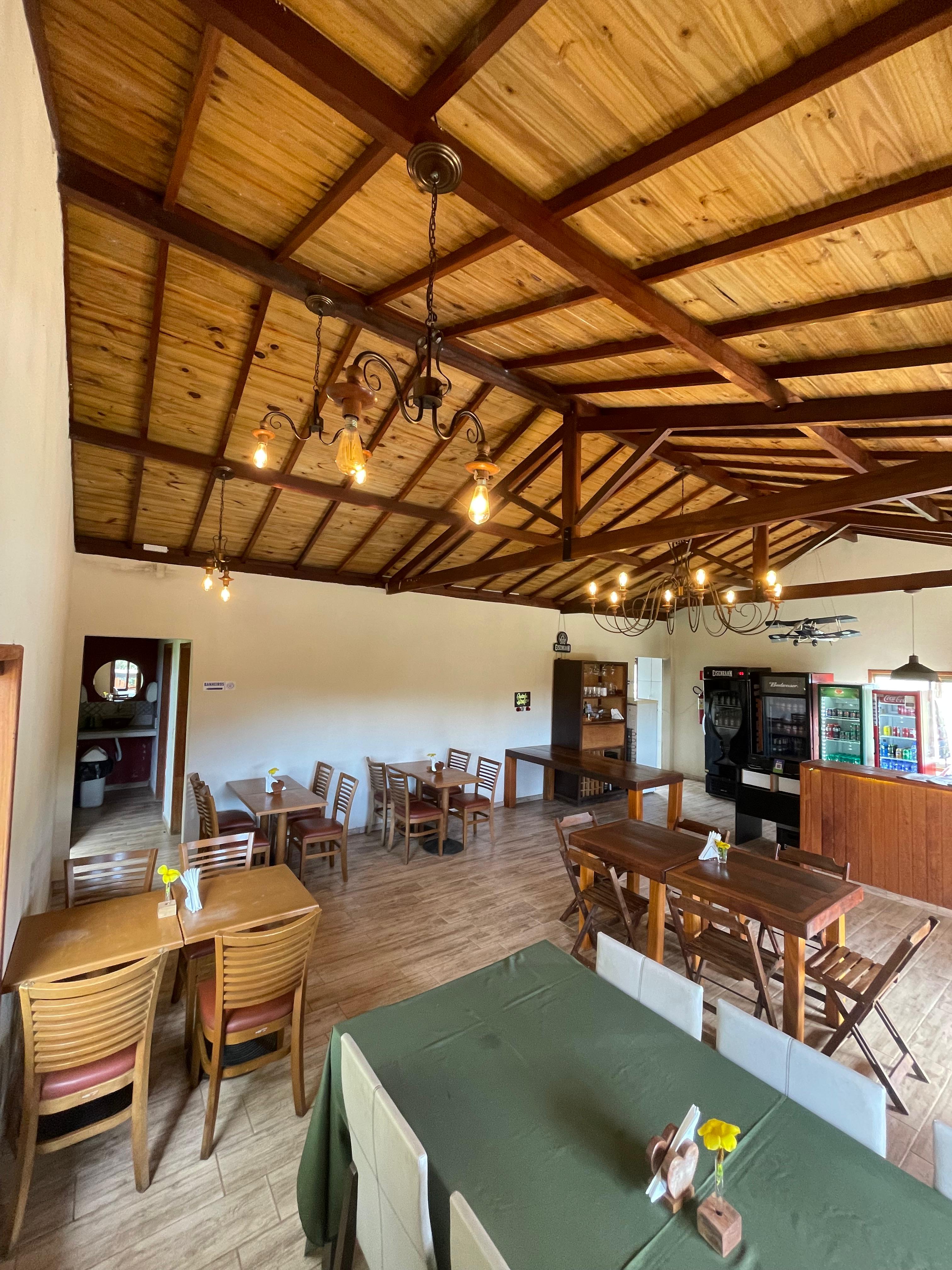 Restaurante rústico